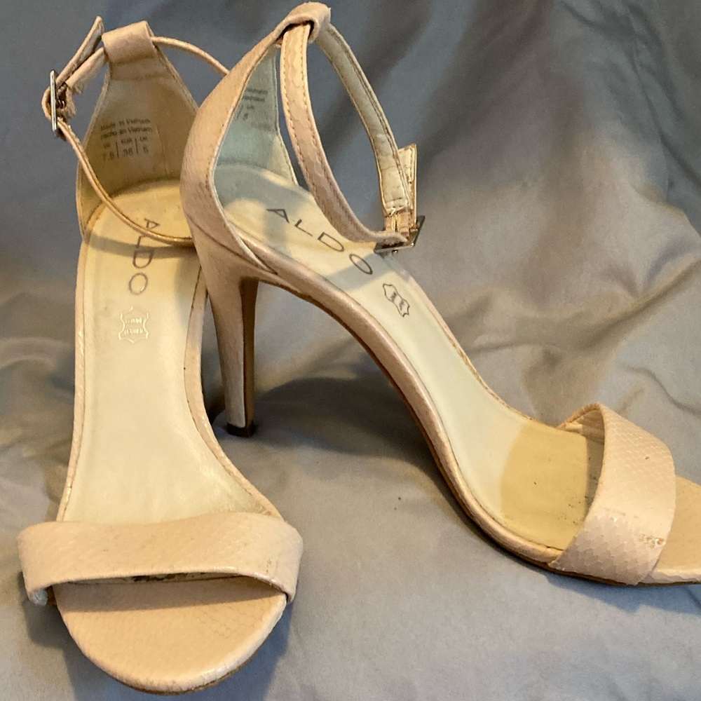 Aldo stiletto heels sz7.5